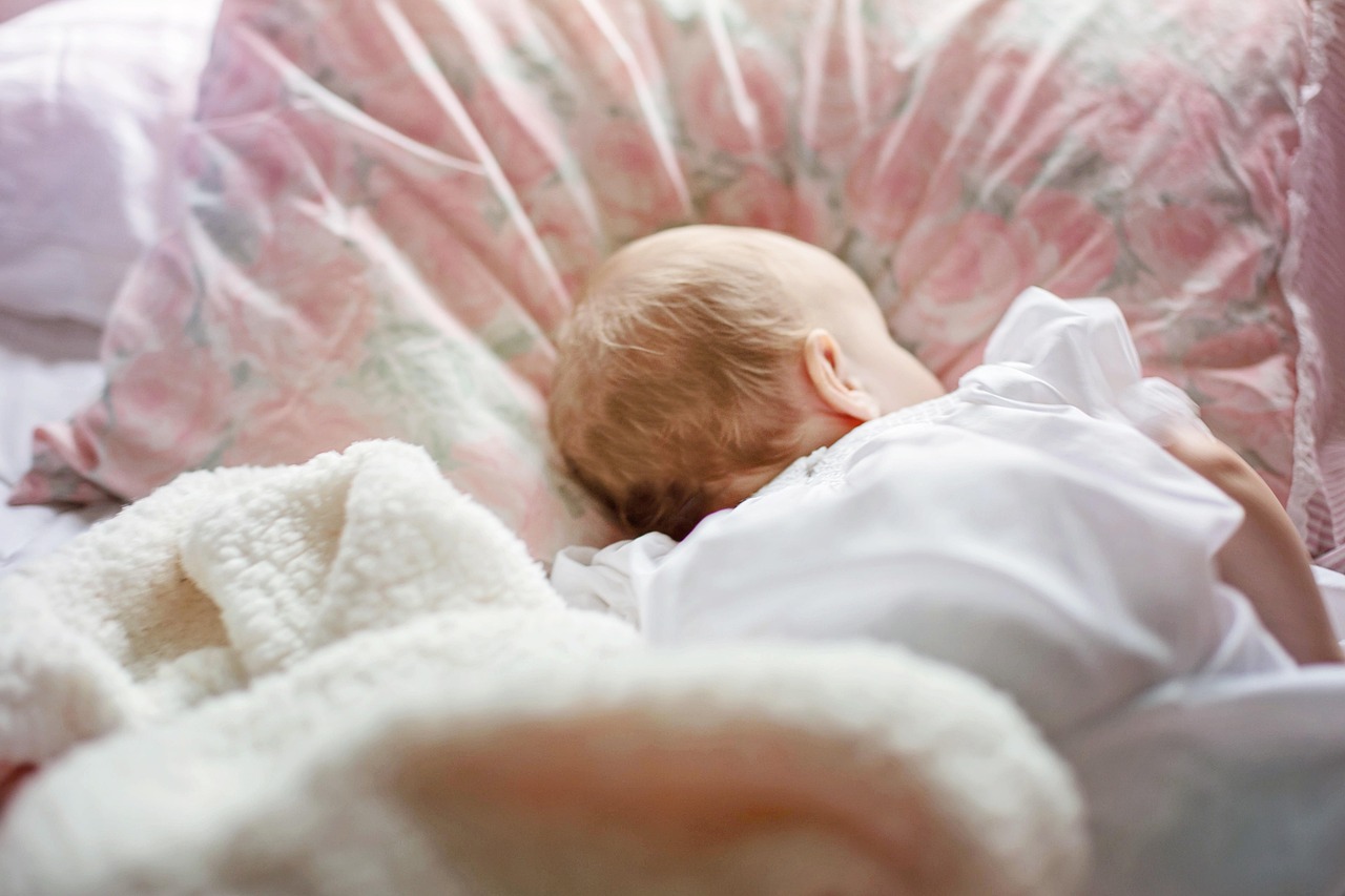 子どもが花粉症で目のかゆみを和らげる就寝前のケア方法は？