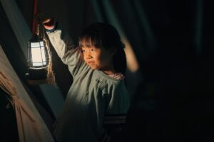 子どもが花粉症で目がキャンプの夜に痒い時の対策は？
